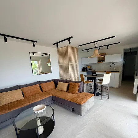 Apartment Les Bois Rouges *